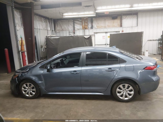 5YFB4MDE6TP370860 Toyota COROLLA LE