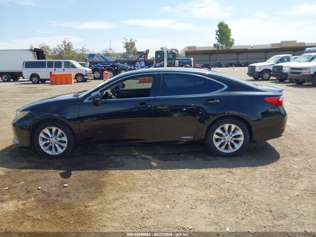 2013 Lexus Es 300h მანქანა იყიდება აუქციონზე, vin: JTHBW1GG4D2000768, აუქციონის ნომერი: 45996893