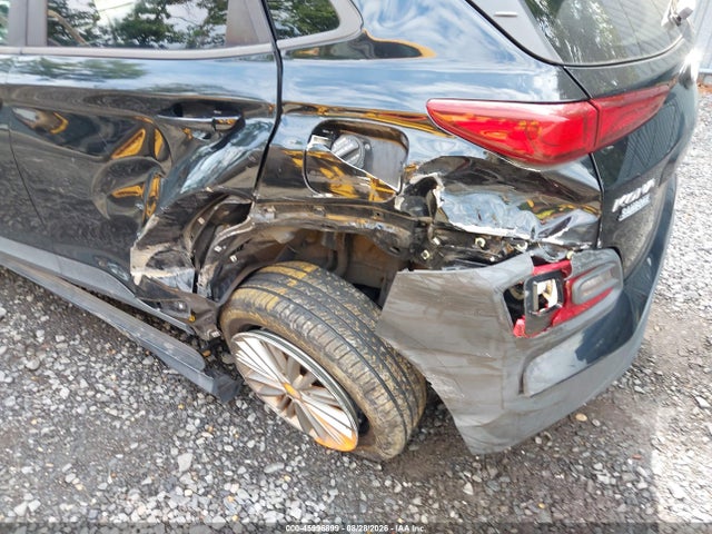 45996899 :رقم المزاد ، KM8K2CAA6JU082558 vin ، 2018 Hyundai Kona Sel مزاد بيع