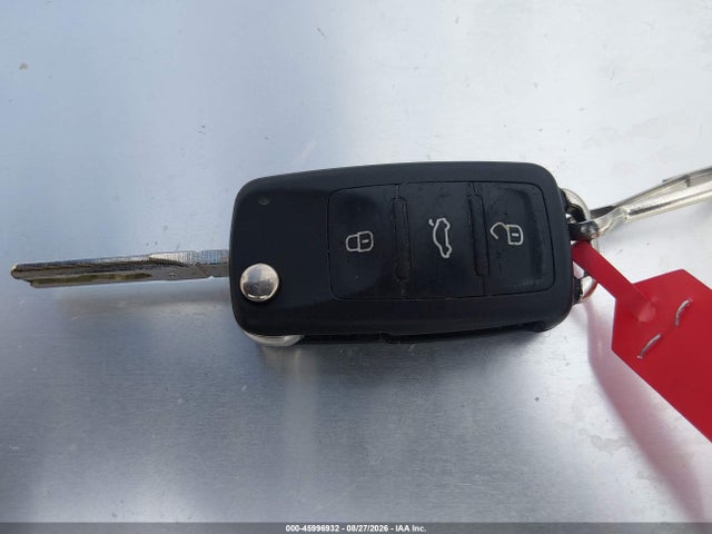 3VWL17AJXEM393484 Volkswagen Jetta 1.8t Sel