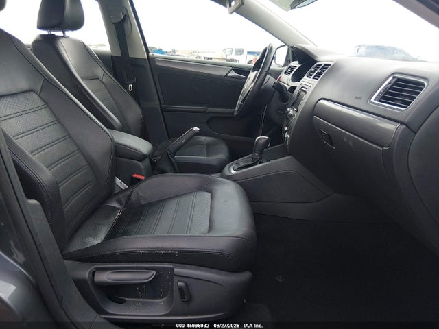 3VWL17AJXEM393484 Volkswagen Jetta 1.8t Sel