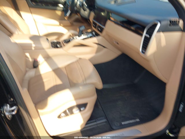 Продаж на аукціоні авто 2019 Porsche Cayenne, vin: WP1AA2AY1KDA04828, номер лоту: 45996962