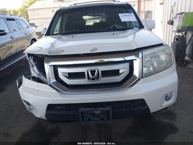 45996970 :رقم المزاد ، 5FNYF3H98BB057119 vin ، 2011 Honda Pilot Touring مزاد بيع