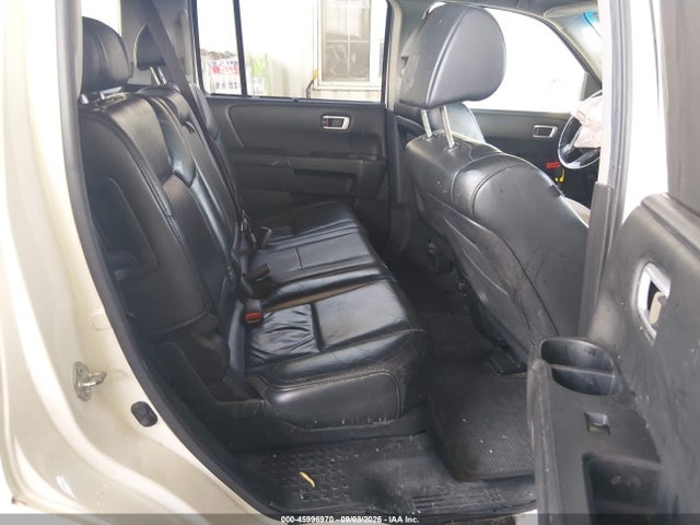 45996970 :رقم المزاد ، 5FNYF3H98BB057119 vin ، 2011 Honda Pilot Touring مزاد بيع