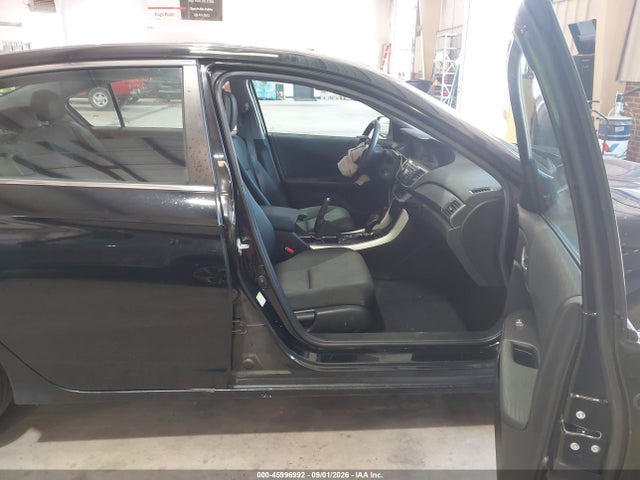 Aukcja sprzedaży 2015 Honda Accord Lx, vin: 1HGCR2F39FA137751, numer aukcji: 45996992
