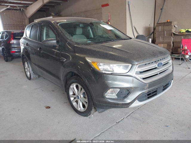 Auction sale of the 2019 Ford Escape Se, vin: 1FMCU0GD7KUA38147, lot number: 45997015