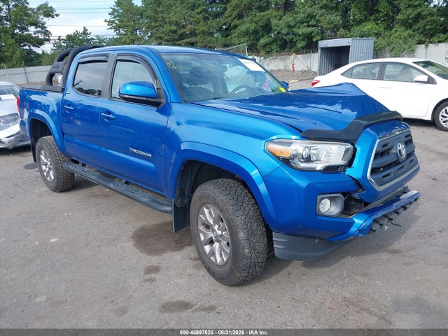 2017 Toyota Tacoma Sr5 V6 მანქანა იყიდება აუქციონზე, vin: 3TMCZ5AN2HM105044, აუქციონის ნომერი: 45997025