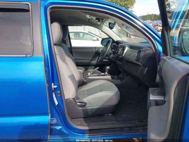 2017 Toyota Tacoma Sr5 V6 მანქანა იყიდება აუქციონზე, vin: 3TMCZ5AN2HM105044, აუქციონის ნომერი: 45997025