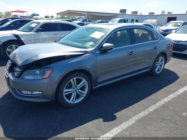 2012 Volkswagen Passat 2.0l Tdi Sel Premium მანქანა იყიდება აუქციონზე, vin: 1VWCN7A33CC082242, აუქციონის ნომერი: 45997034
