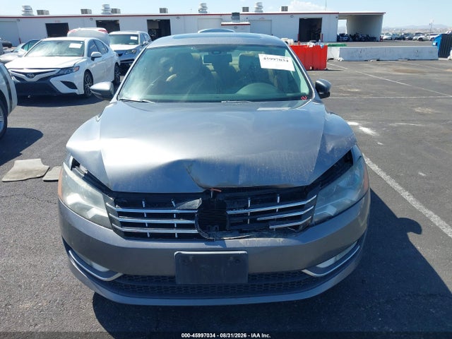 2012 Volkswagen Passat 2.0l Tdi Sel Premium მანქანა იყიდება აუქციონზე, vin: 1VWCN7A33CC082242, აუქციონის ნომერი: 45997034