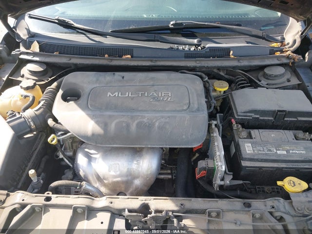2015 Chrysler 200 Limited მანქანა იყიდება აუქციონზე, vin: 1C3CCCAB7FN704914, აუქციონის ნომერი: 45997045
