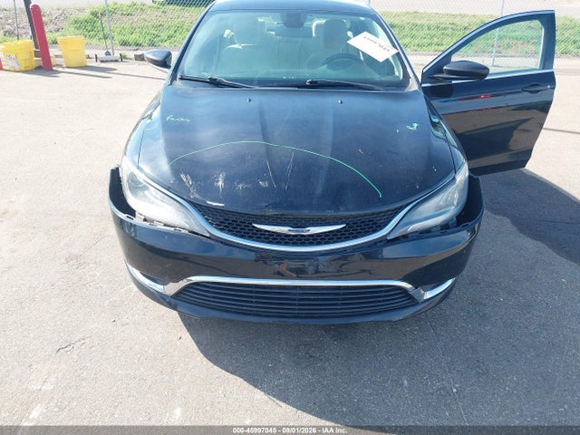 2015 Chrysler 200 Limited მანქანა იყიდება აუქციონზე, vin: 1C3CCCAB7FN704914, აუქციონის ნომერი: 45997045