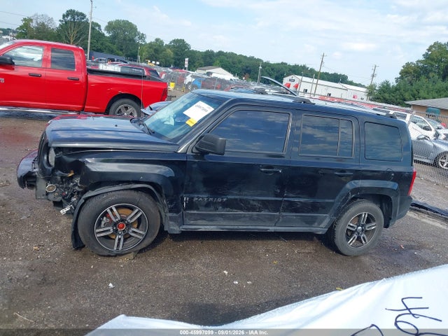 Продаж на аукціоні авто 2016 Jeep Patriot High Altitude Edition, vin: 1C4NJPFA1GD561483, номер лоту: 45997099