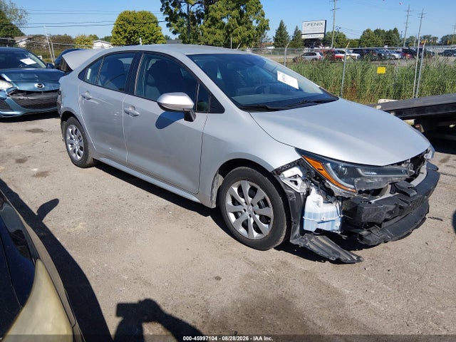 Продажа на аукционе авто 2022 Toyota Corolla Le, vin: 5YFEPMAE6NP274481, номер лота: 45997104