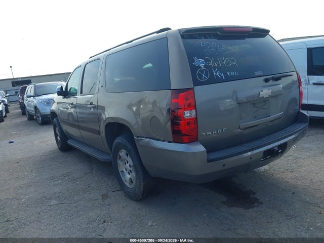 45997205 :رقم المزاد ، 1GNFC16067R261452 vin ، 2007 Chevrolet Suburban 1500 Lt مزاد بيع