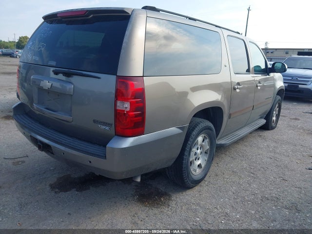 45997205 :رقم المزاد ، 1GNFC16067R261452 vin ، 2007 Chevrolet Suburban 1500 Lt مزاد بيع