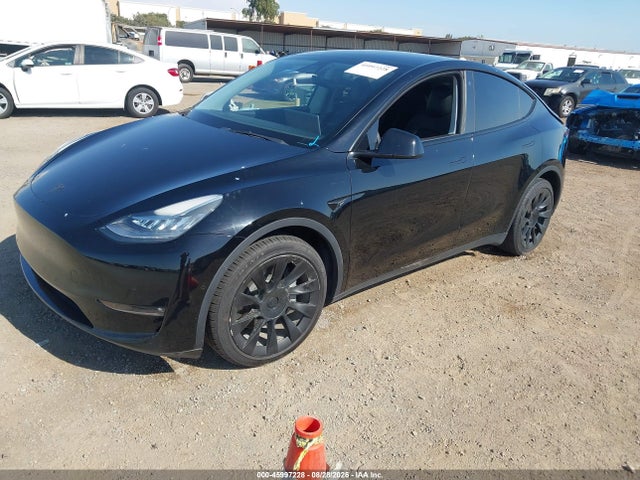 Продажа на аукционе авто 2021 Tesla Model Y Long Range Dual Motor All-wheel Drive, vin: 5YJYGDEE2MF218605, номер лота: 45997228