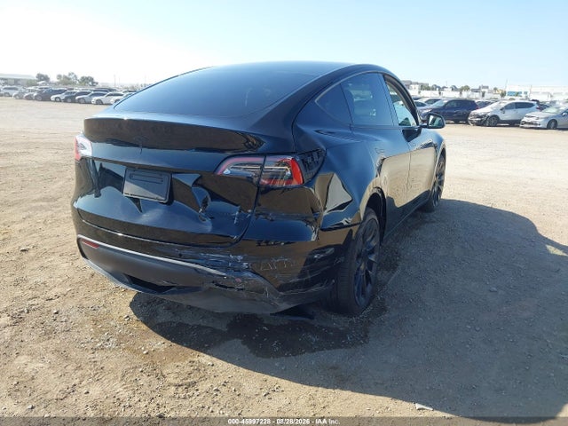 Продажа на аукционе авто 2021 Tesla Model Y Long Range Dual Motor All-wheel Drive, vin: 5YJYGDEE2MF218605, номер лота: 45997228