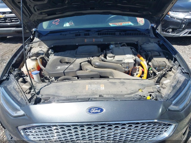 2020 Ford Fusion Hybrid Titanium მანქანა იყიდება აუქციონზე, vin: 3FA6P0RU1LR112828, აუქციონის ნომერი: 45997232