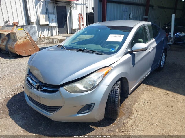 Продаж на аукціоні авто 2013 Hyundai Elantra Gls, vin: KMHDH4AE3DU921618, номер лоту: 45997240