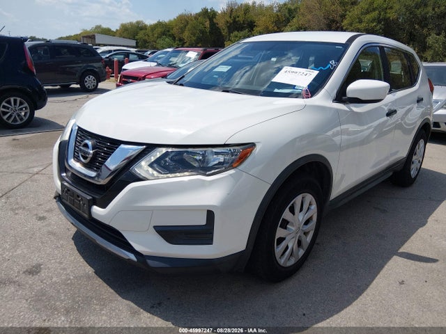 Nissan ROGUE S 2017 JN8AT2MT6HW135878 Image 2