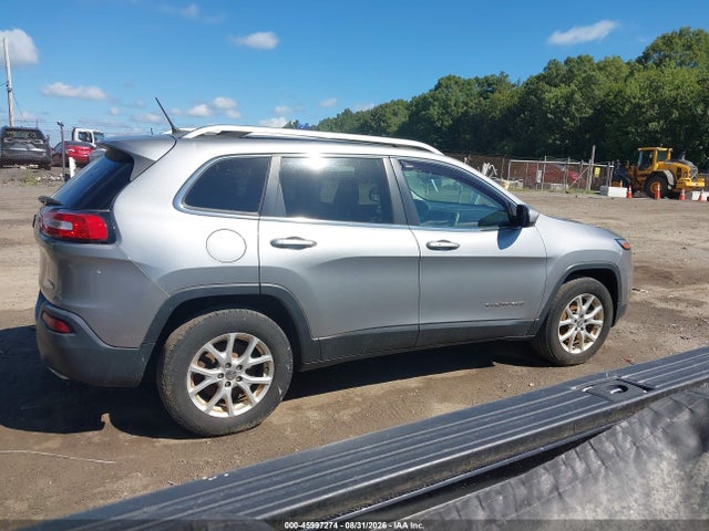 45997274 :رقم المزاد ، 1C4PJMCS8FW558281 vin ، 2015 Jeep Cherokee Latitude مزاد بيع