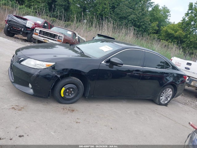 45997295 :رقم المزاد ، JTHBK1GG7D2064282 vin ، 2013 Lexus Es 350 مزاد بيع