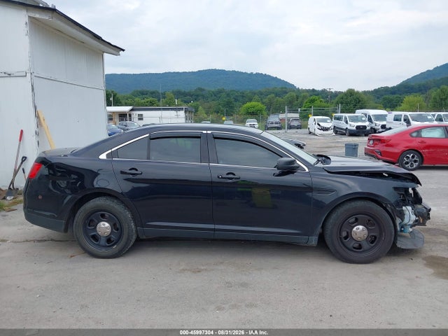 2018 Ford Police Interceptor მანქანა იყიდება აუქციონზე, vin: 1FAHP2MK2JG128163, აუქციონის ნომერი: 45997304