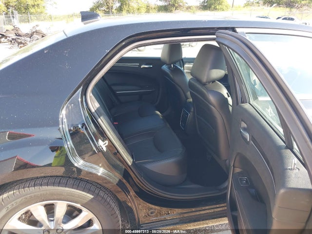 Chrysler 300 Touring L Awd 2019 2C3CCARG3KH556719 Image 8