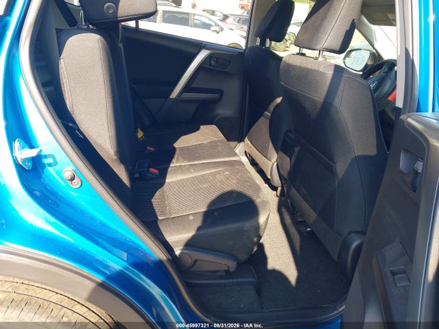 45997321 :رقم المزاد ، JTMZFREV7GD084805 vin ، 2016 Toyota Rav4 Le مزاد بيع