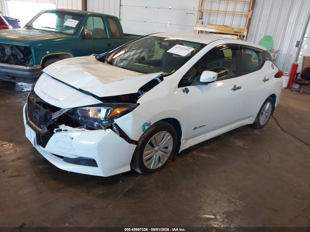 1N4AZ1CP7KC307035 Nissan LEAF S