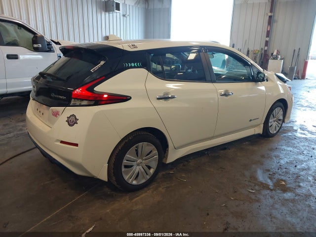 1N4AZ1CP7KC307035 Nissan LEAF S