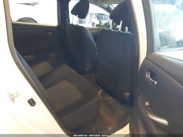 1N4AZ1CP7KC307035 Nissan LEAF S