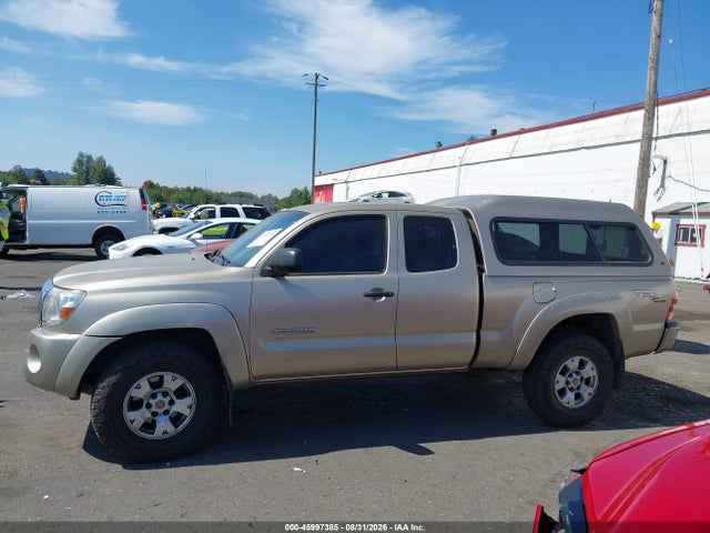 Продаж на аукціоні авто 2005 Toyota Tacoma Base V6, vin: 5TEUU42N15Z081183, номер лоту: 45997385