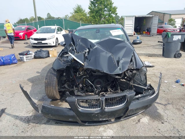2006 Bmw 325i მანქანა იყიდება აუქციონზე, vin: WBAVB13506KX69220, აუქციონის ნომერი: 45997409