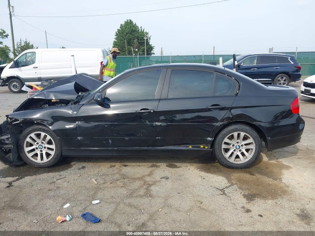 2006 Bmw 325i მანქანა იყიდება აუქციონზე, vin: WBAVB13506KX69220, აუქციონის ნომერი: 45997409