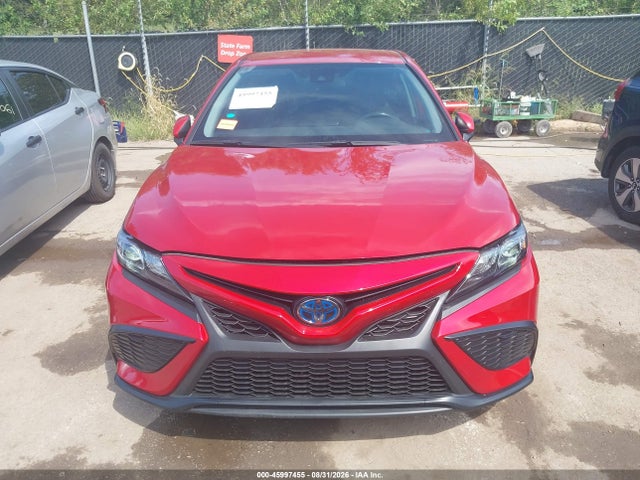 2022 Toyota Camry Se Hybrid მანქანა იყიდება აუქციონზე, vin: 4T1G31AK7NU043645, აუქციონის ნომერი: 45997455
