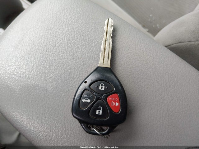 45997466 :رقم المزاد ، 2T1BU4EE4BC537410 vin ، 2011 Toyota Corolla Le مزاد بيع