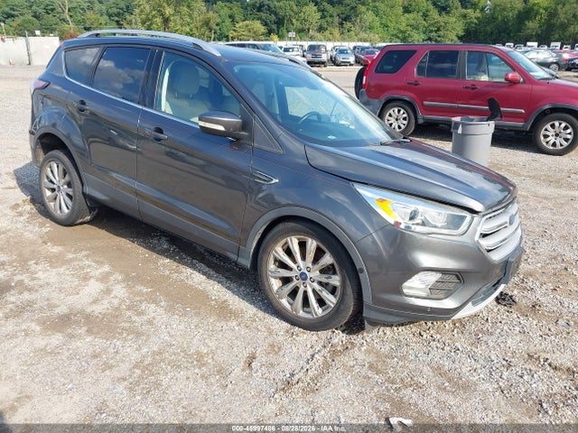 45997486 :رقم المزاد ، 1FMCU9J98JUC44259 vin ، 2018 Ford Escape Titanium مزاد بيع