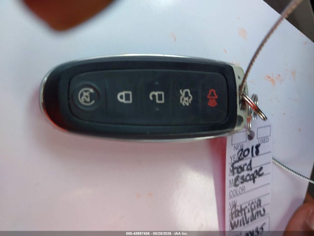 45997486 :رقم المزاد ، 1FMCU9J98JUC44259 vin ، 2018 Ford Escape Titanium مزاد بيع