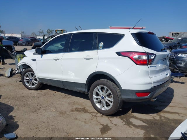 1FMCU0GD5HUE76867 Ford ESCAPE SE