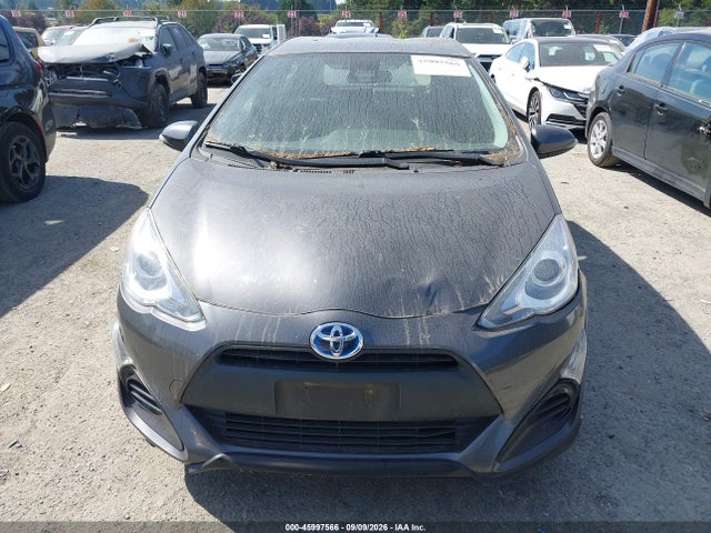 Toyota Prius C Two 2017 JTDKDTB31H1595887 Image 6