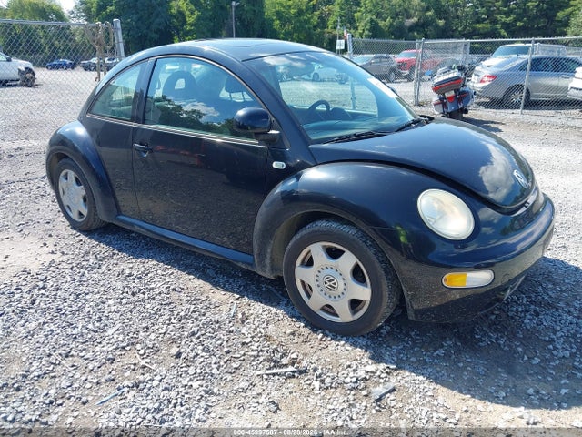 45997587 :رقم المزاد ، 3VWCC21CXYM496343 vin ، 2000 Volkswagen New Beetle Gls مزاد بيع