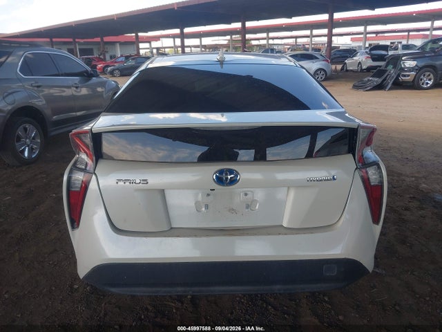 2016 Toyota Prius Two Eco მანქანა იყიდება აუქციონზე, vin: JTDKARFUXG3500969, აუქციონის ნომერი: 45997588