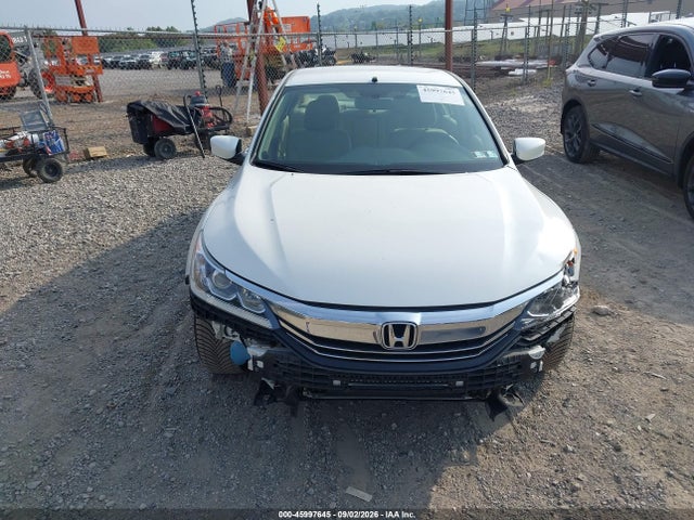 Продажа на аукционе авто 2017 Honda Accord Lx, vin: 1HGCR2F36HA263763, номер лота: 45997645