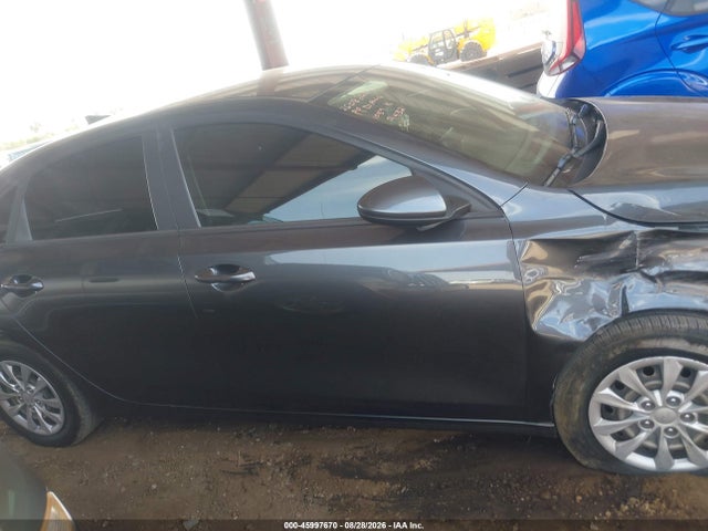 KIA FORTE FE 2022 3KPF24AD6NE499432 Image 13