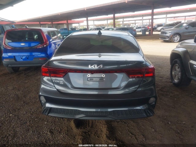 KIA FORTE FE 2022 3KPF24AD6NE499432 Image 16