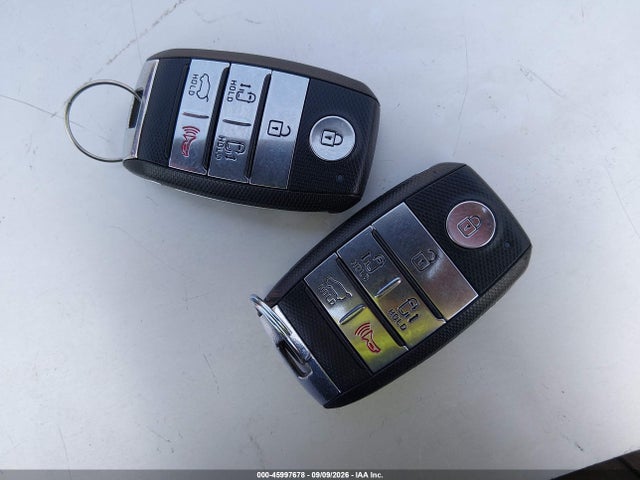 Продаж на аукціоні авто 2018 Kia Sedona Lx, vin: KNDMB5C13J6379989, номер лоту: 45997678
