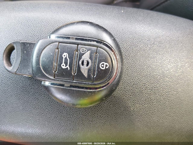 Продажа на аукционе авто 2017 Mini Hardtop Cooper, vin: WMWXU1C33H2F78057, номер лота: 45997695