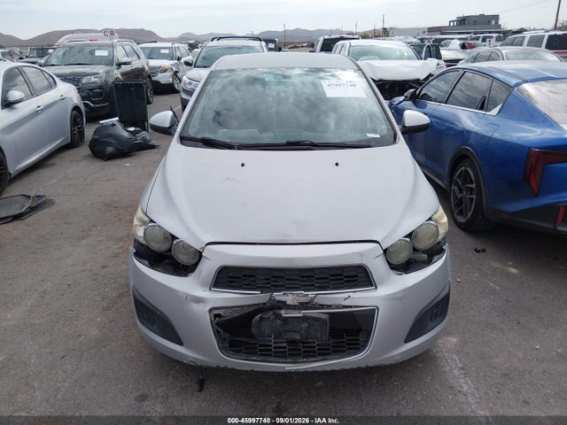 Aukcja sprzedaży 2016 Chevrolet Sonic Lt Auto, vin: 1G1JC5SB2G4106081, numer aukcji: 45997740